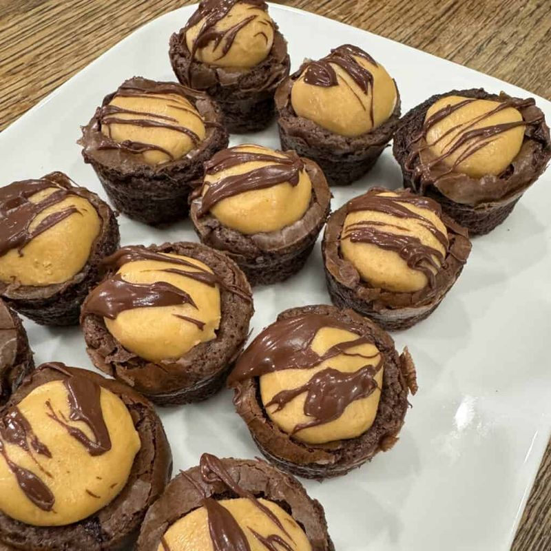 Peanut Caramel Brownie Bites