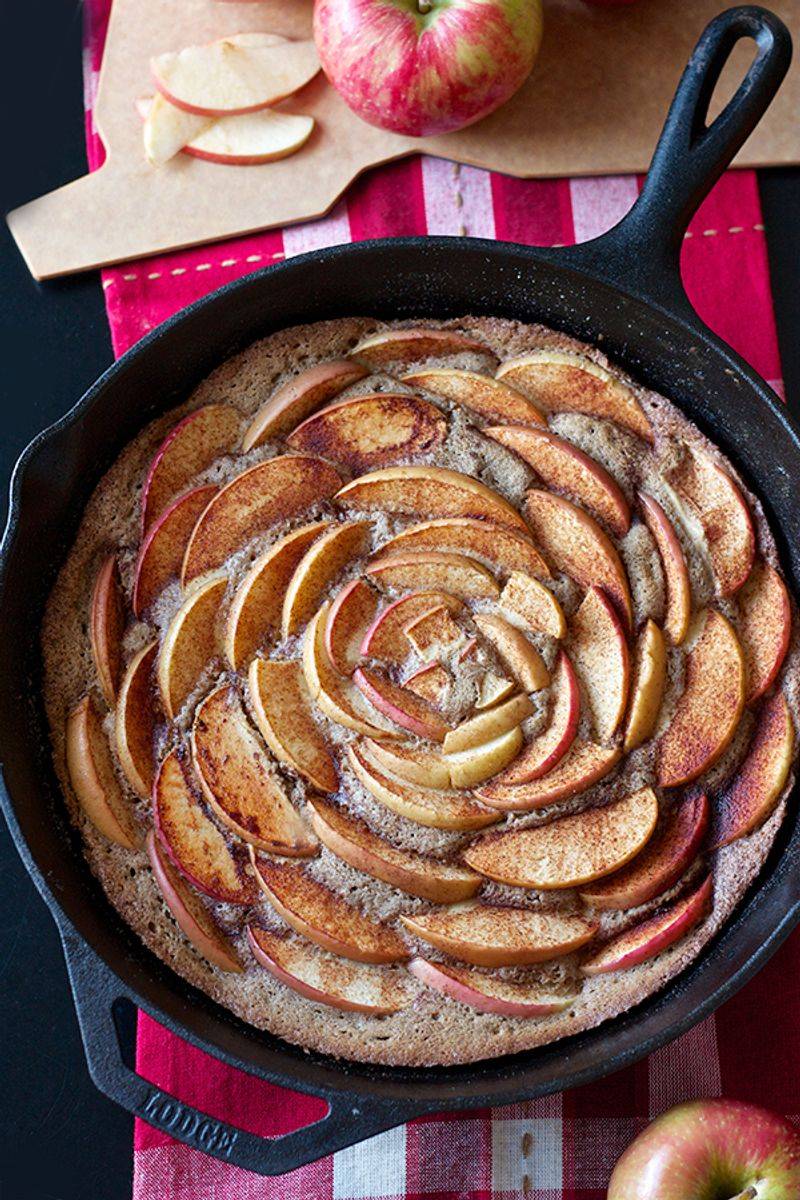 Almond Flour Apple Cake