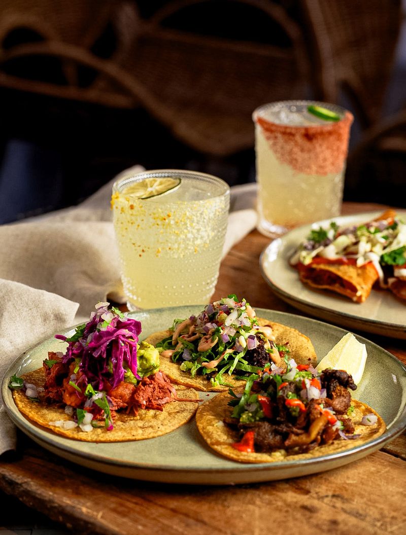 California: Gracias Madre