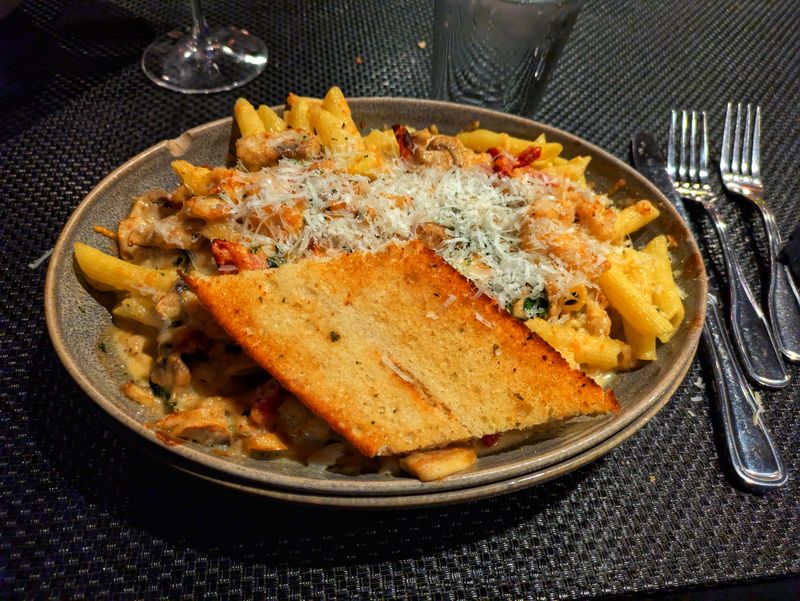 Idaho: Luciano's Italian Restaurant - Penne Arrabiata