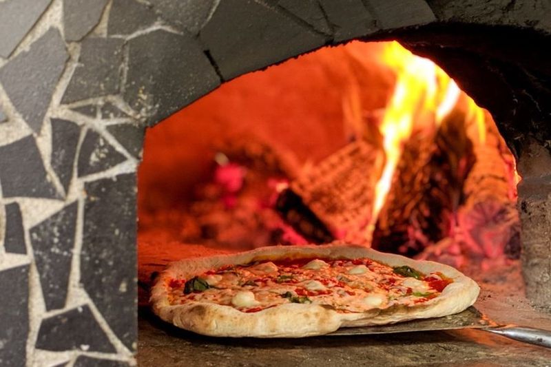 Los Angeles: That Pizza Place