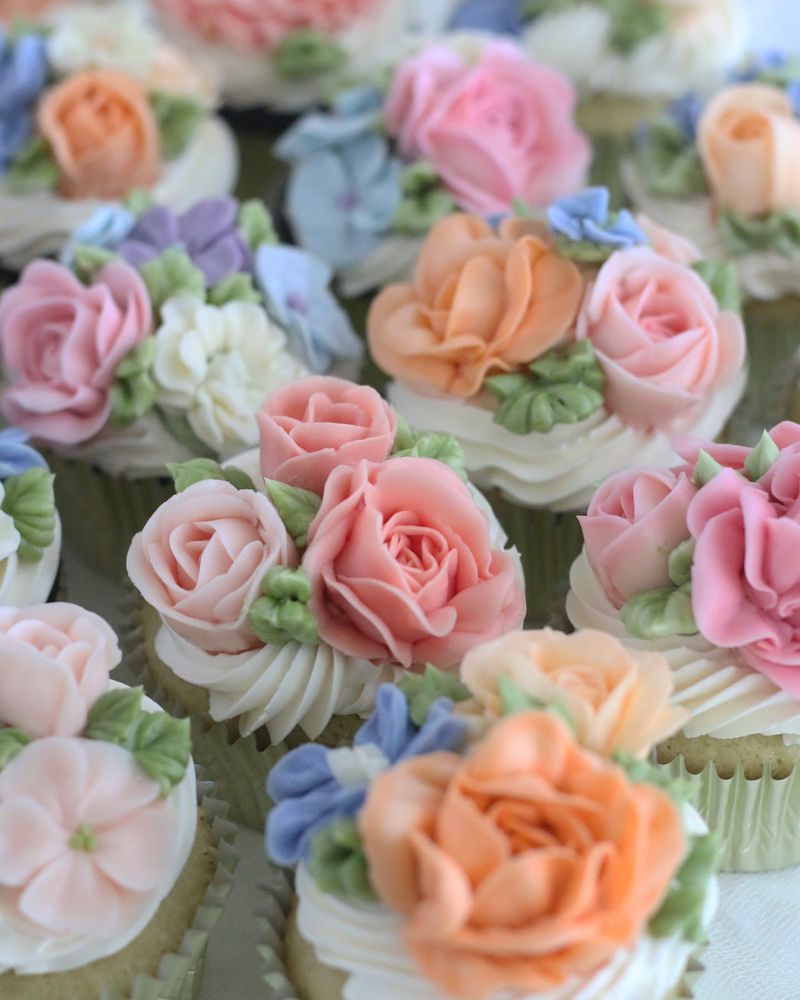 Carnation Mini Cupcakes