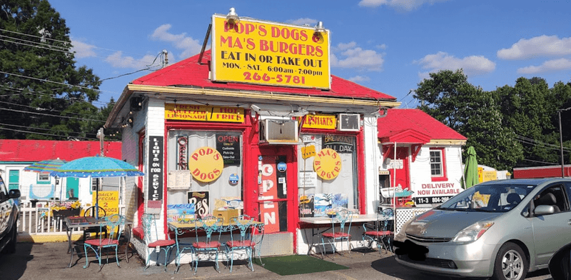 Pop's Dogs & Ma's Burgers