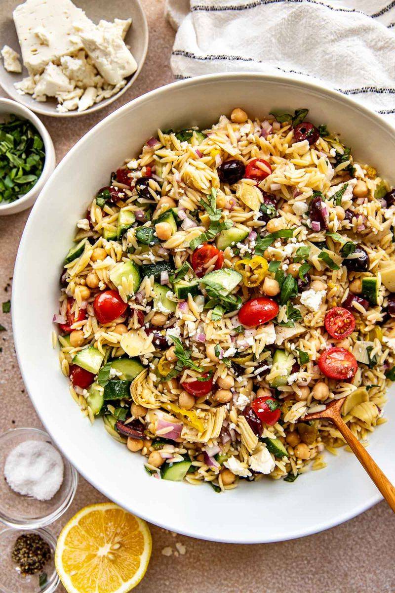 Mediterranean Orzo With Chickpeas