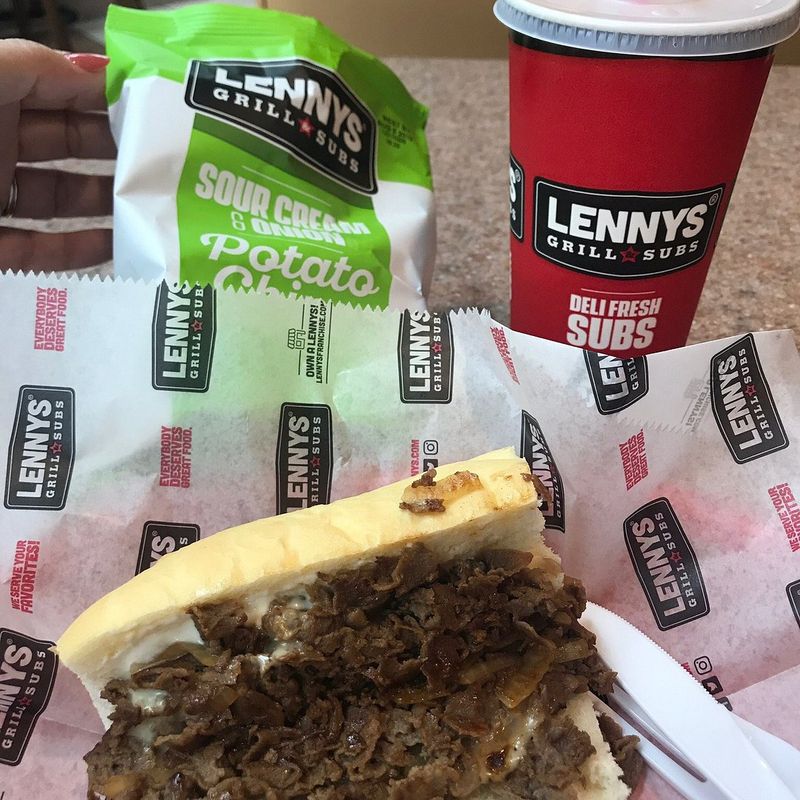Lenny’s Grill & Subs