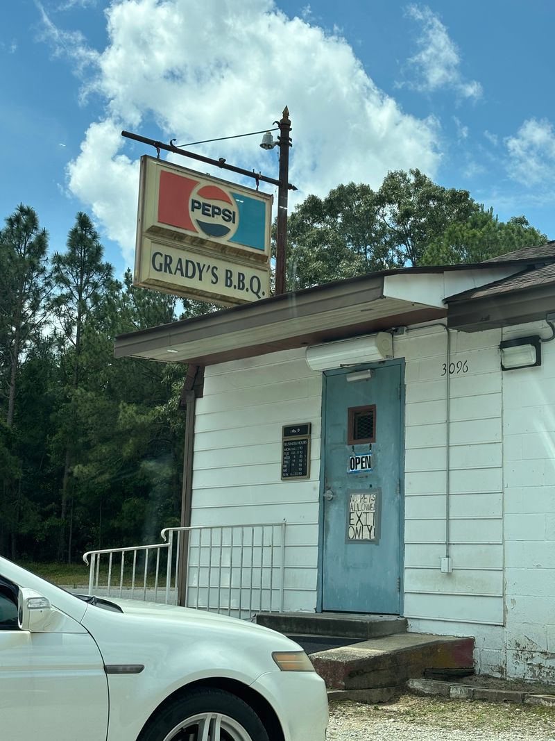 Grady's Barbecue, Dudley