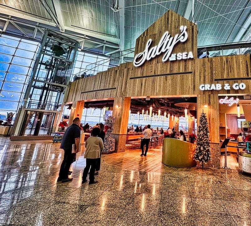 Salty’s at the SEA (Seattle–Tacoma, SEA)