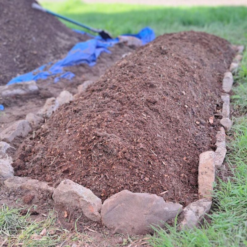 Raised Bed Filler With Hugelkultur