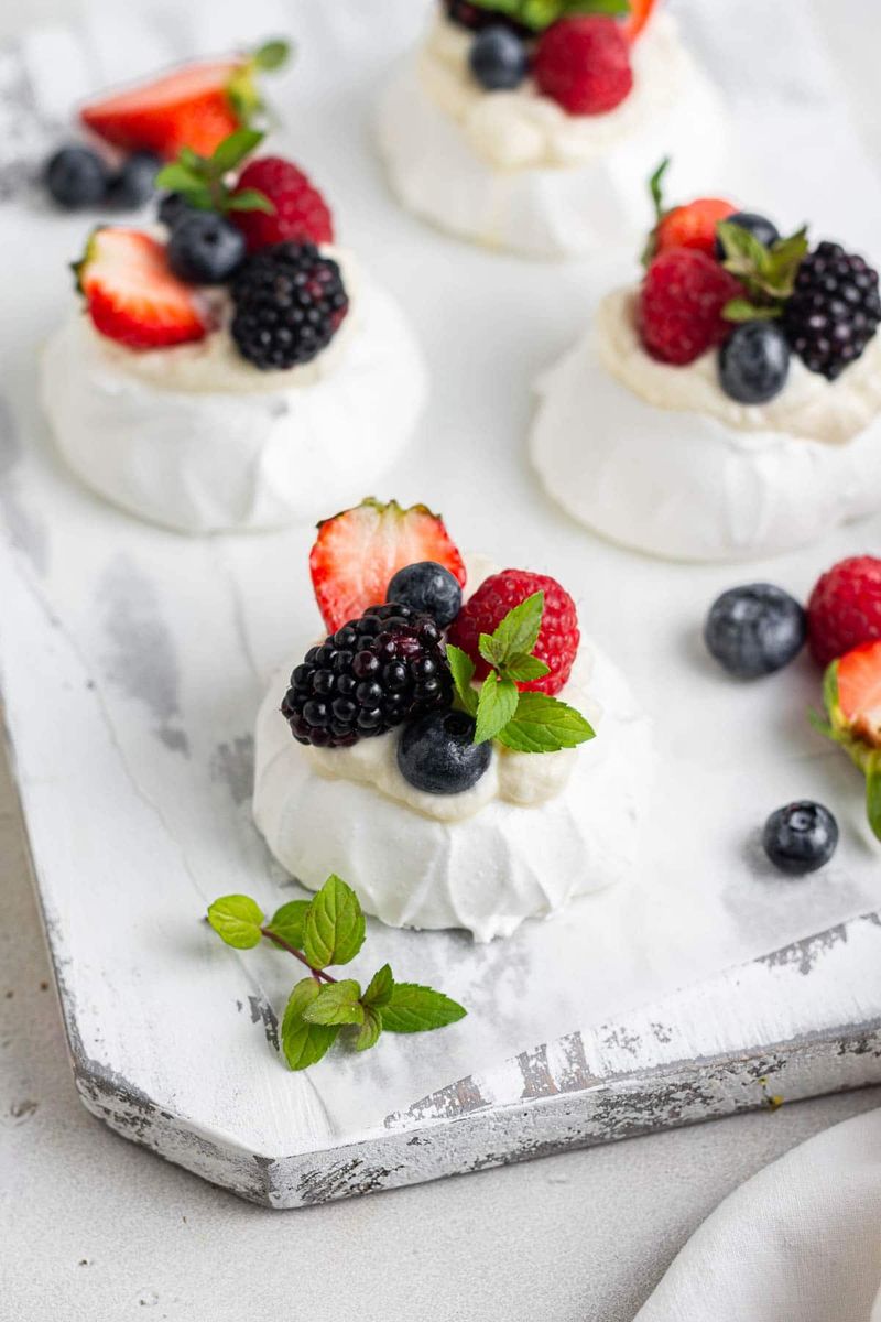 Mini Pavlovas