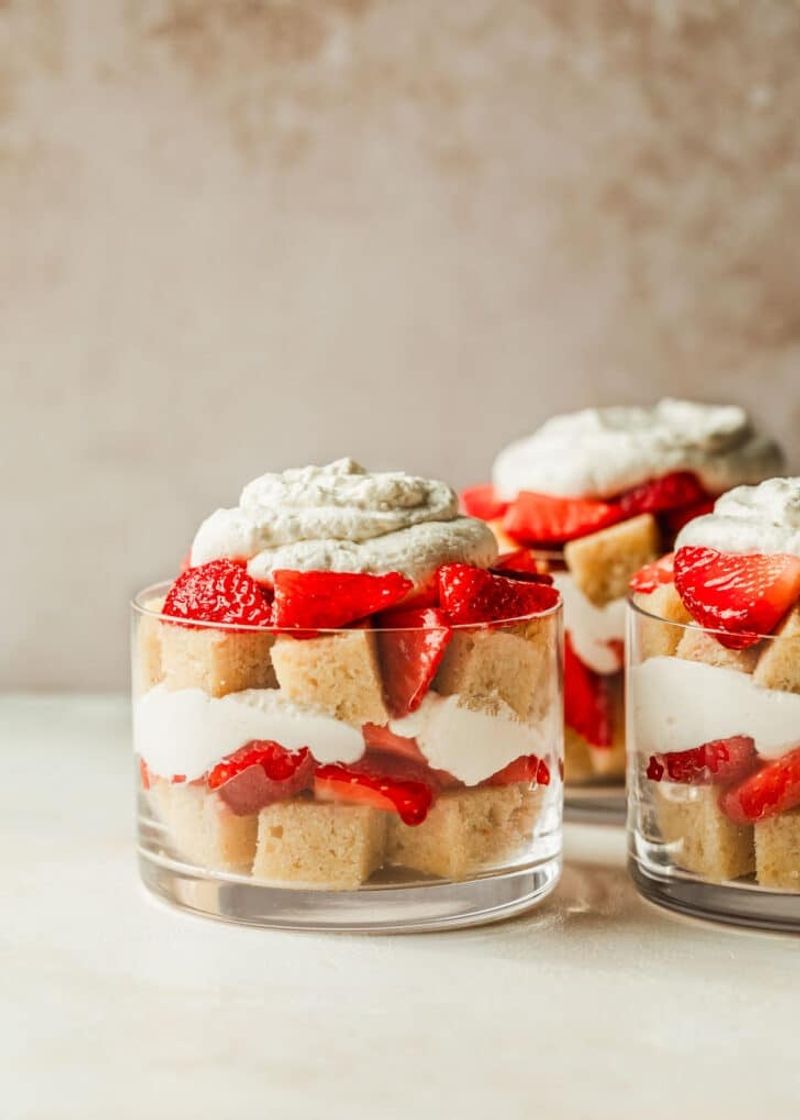 Strawberry shortcake cups
