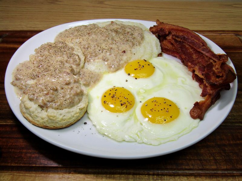 Mississippi: Bacon Biscuits and Gravy