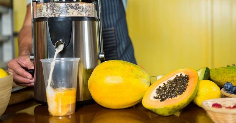 Fresh Fruit and Jugo Surtido