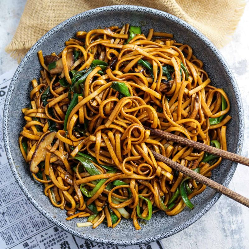 Longevity Noodles (Chang Shou Mian)