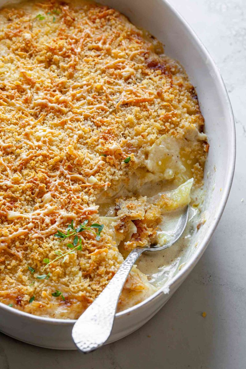 Au Gratin Potatoes With Breadcrumb Topping