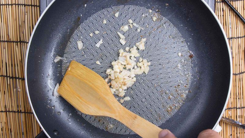 Heat changes the chemistry, not all of garlic's chemistry