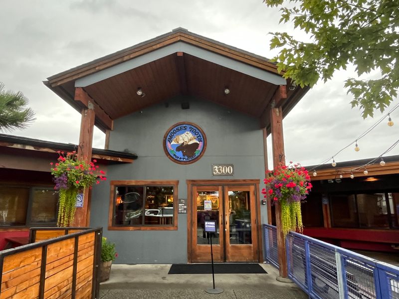 Alaska: Moose's Tooth Pub and Pizzeria, Anchorage