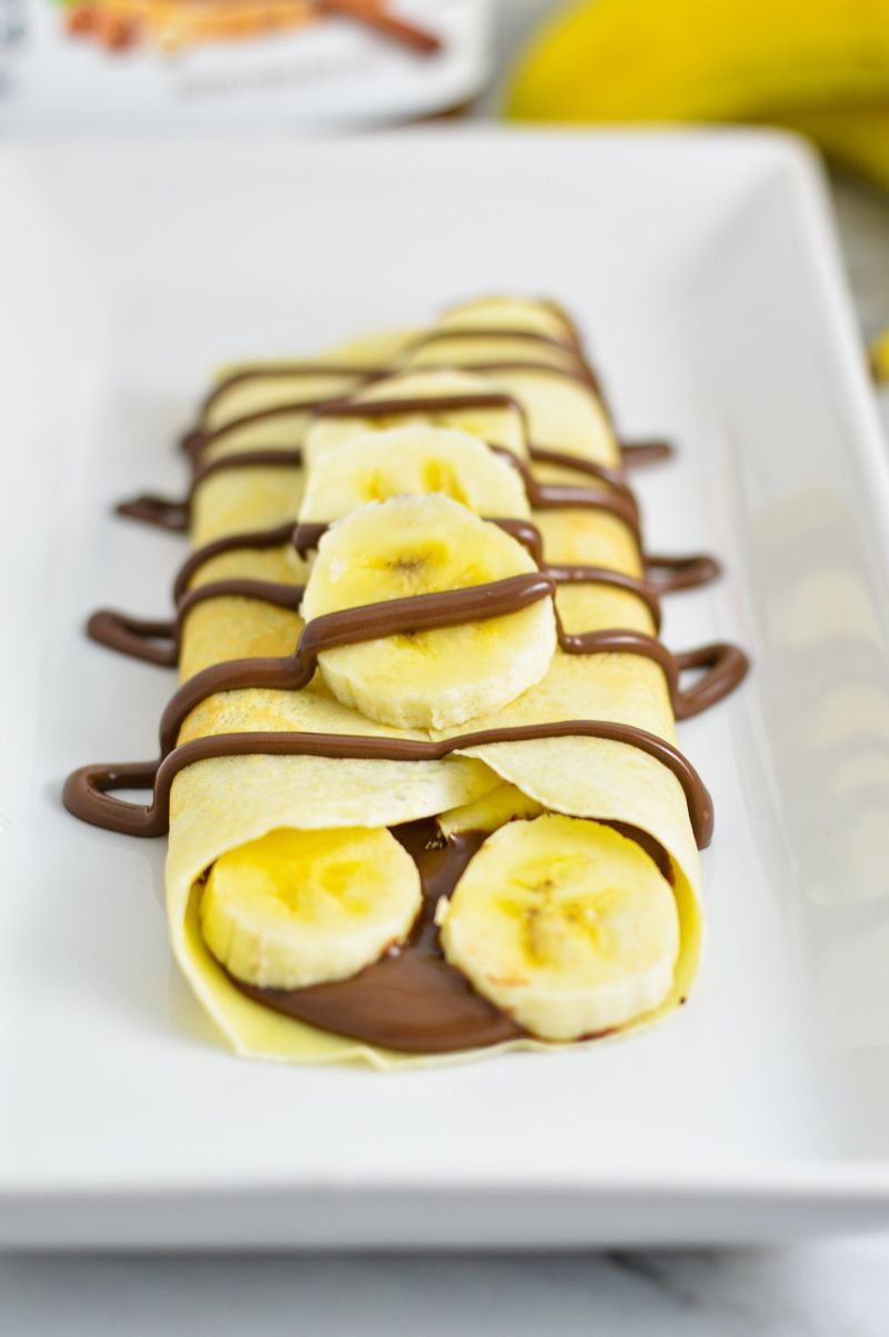 Nutella and sliced bananas