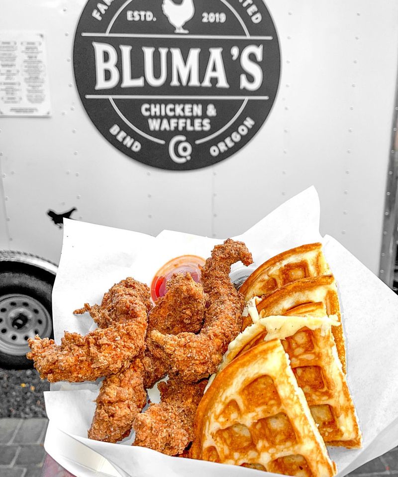 Bluma's Chicken And Waffles