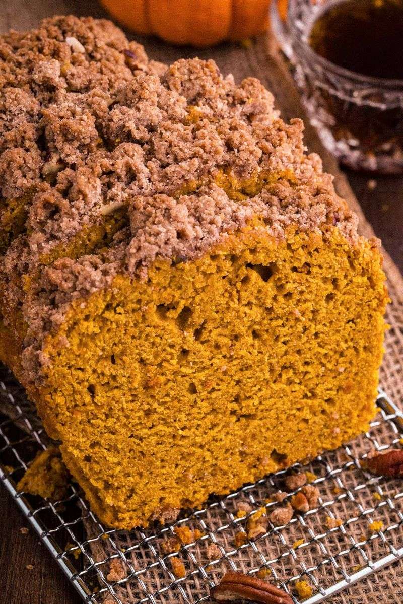 Pumpkin Streusel Breakfast Bread
