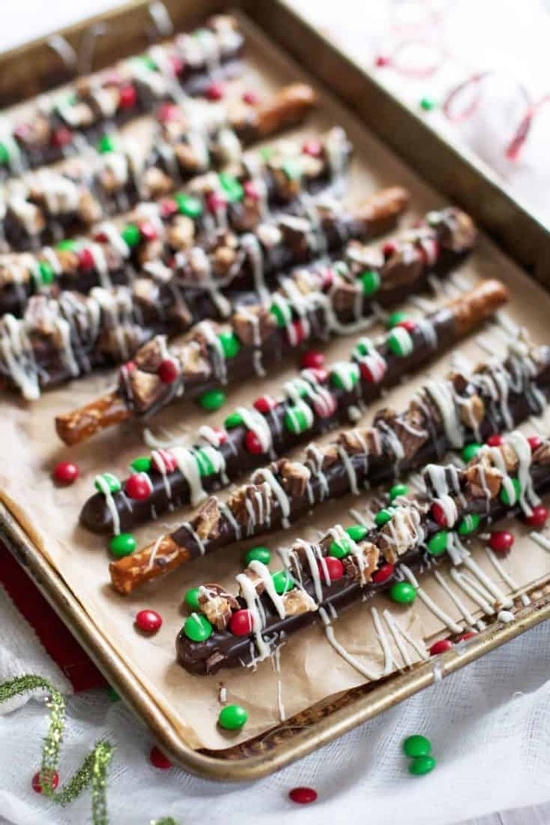 Chocolate-Dipped Pretzel Rods