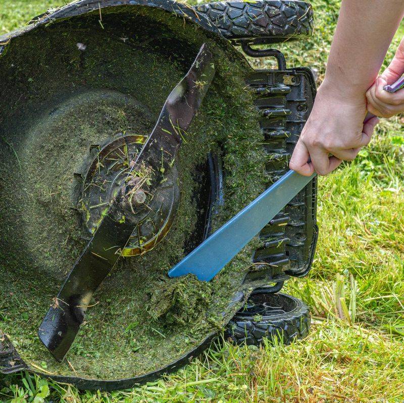 Prepare the lawn and mower for the first pass