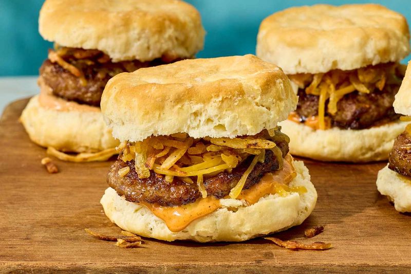 Sausage patties with biscuits and preserves