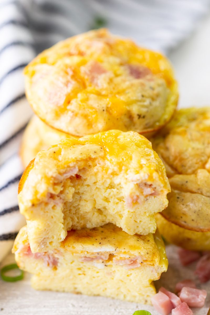 Egg Muffins with Ham and Cheese