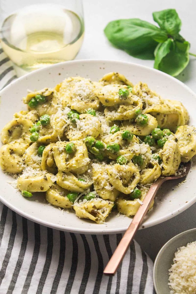 Tortellini with Pesto and Broccoli