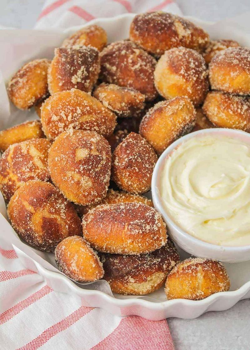 Auntie Anne's Cinnamon Sugar Pretzel Nuggets