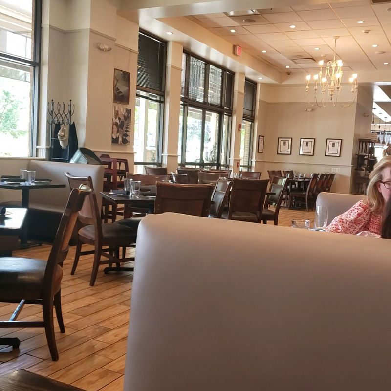 Mississippi: The Manship Wood Fired Kitchen