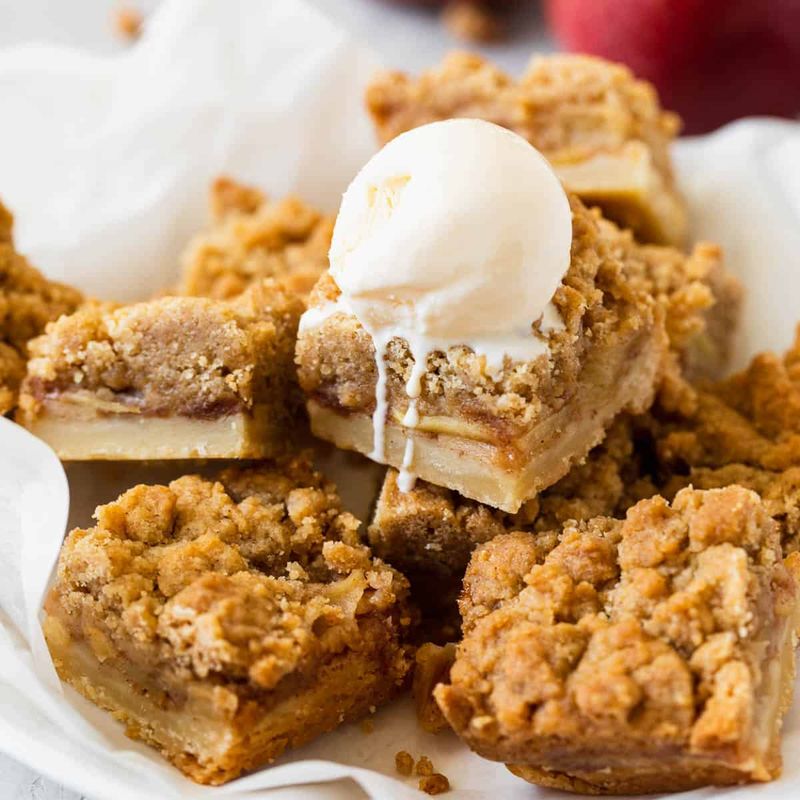 Apple Crumb Bars