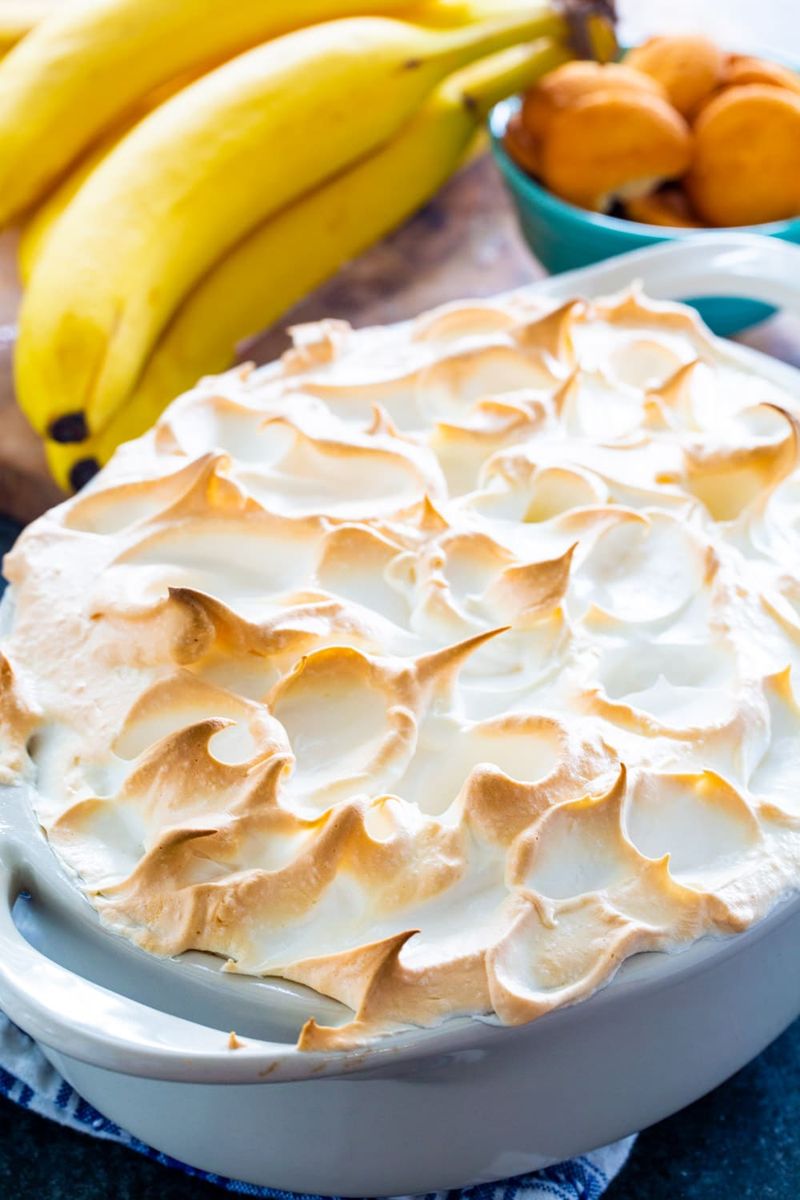 Meringue-Topped Banana Pudding
