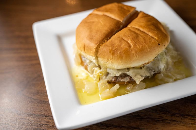 Solly’s Grille (Glendale)