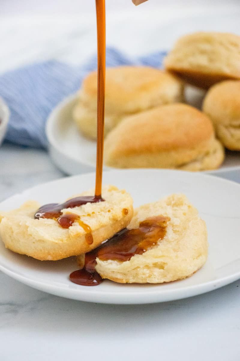 Biscuits with honey or cane syrup