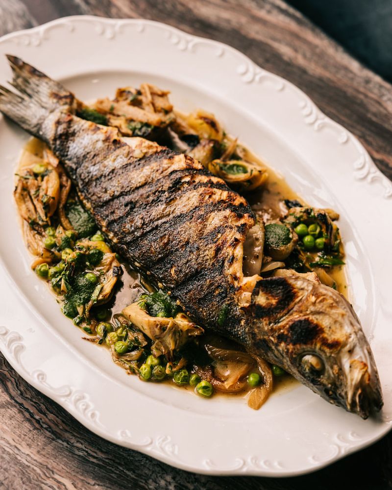 Bellos Lounge & Restaurant