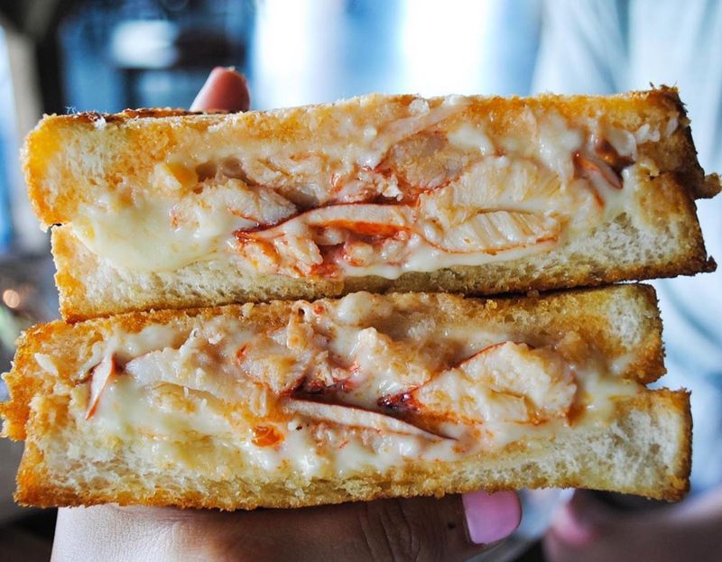 Connecticut – Lobster Grilled Cheese
