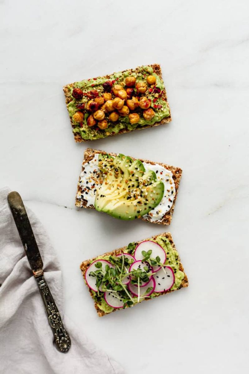 Whole-Grain Crackers with Cheese or Avocado