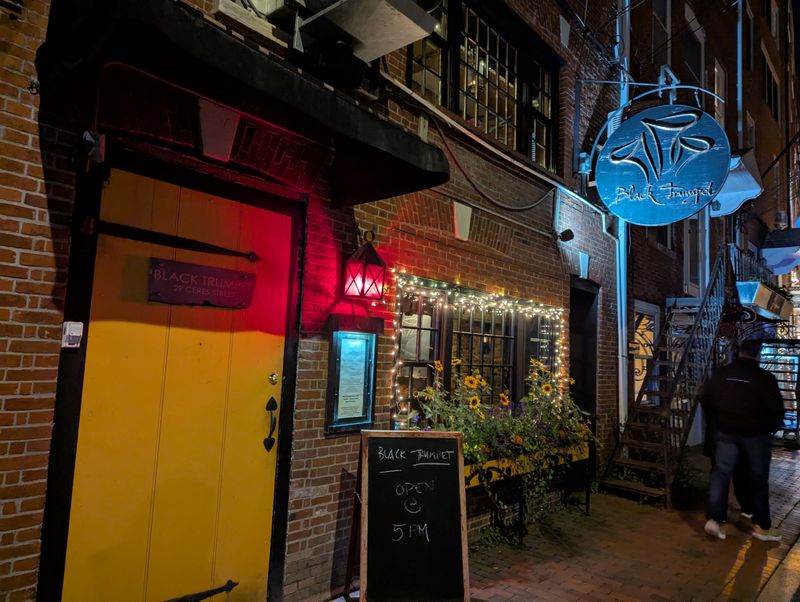 New Hampshire: Black Trumpet