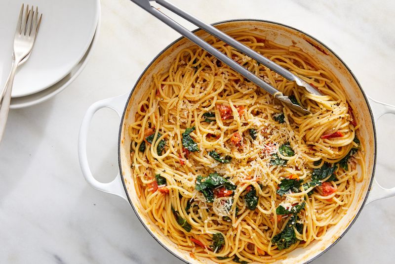 One-Pot Caramelized Tomato Caprese Pasta