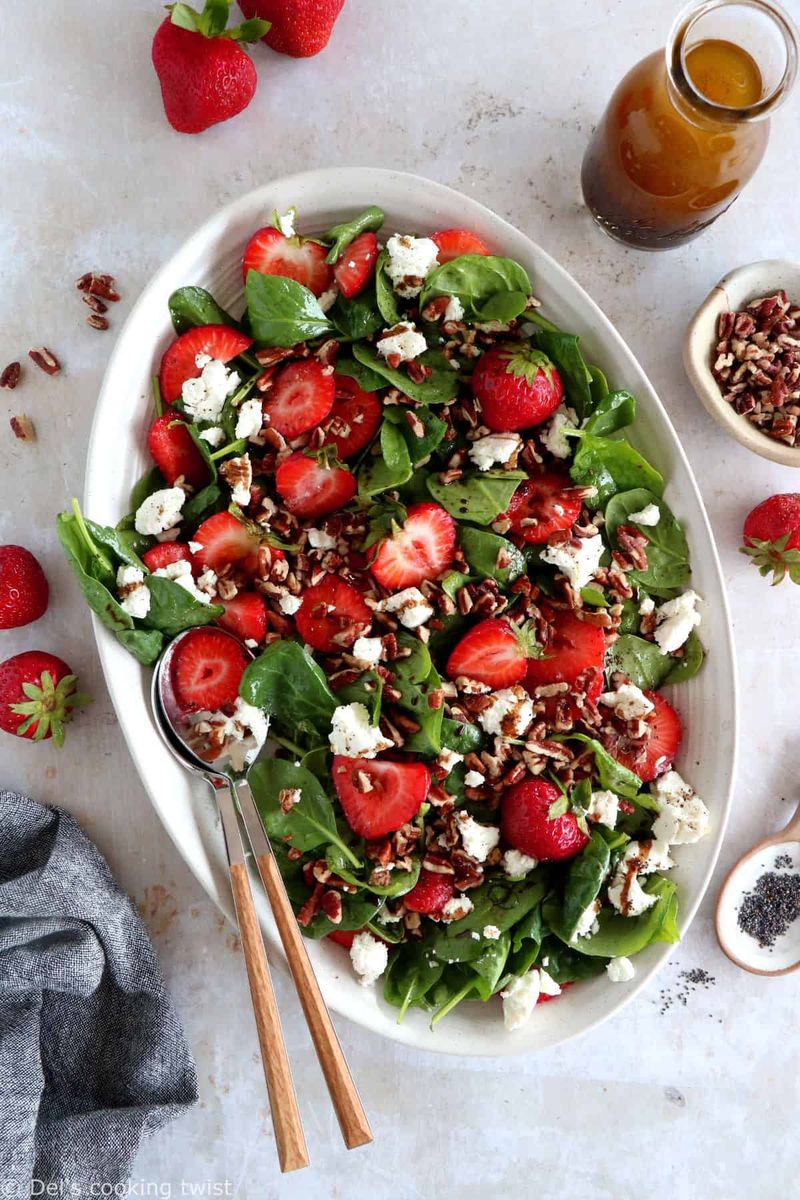 Strawberry Spinach Salad With Poppyseed Dressing