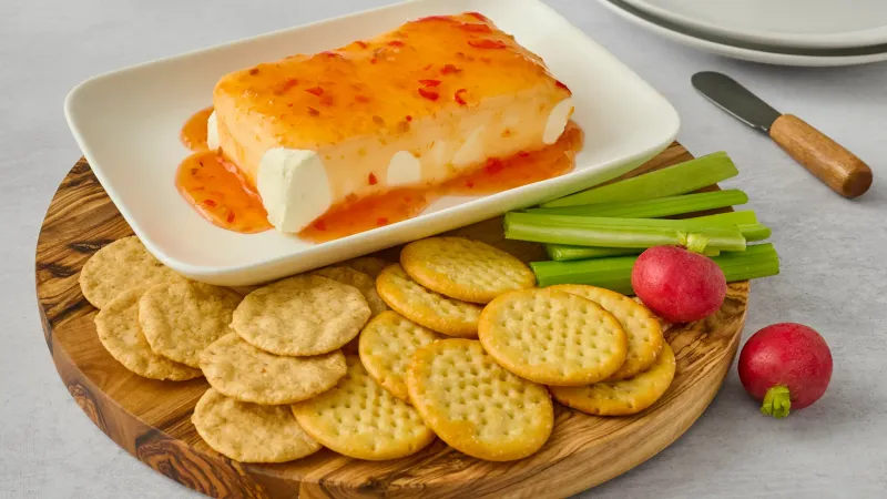 Sweet Chili Cream Cheese Dip