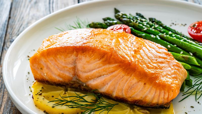 Washington: Bacon Coffee-Crusted Salmon