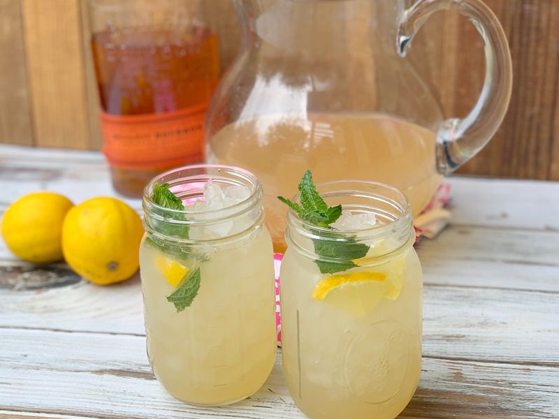 Brown Sugar Bourbon Lemonade