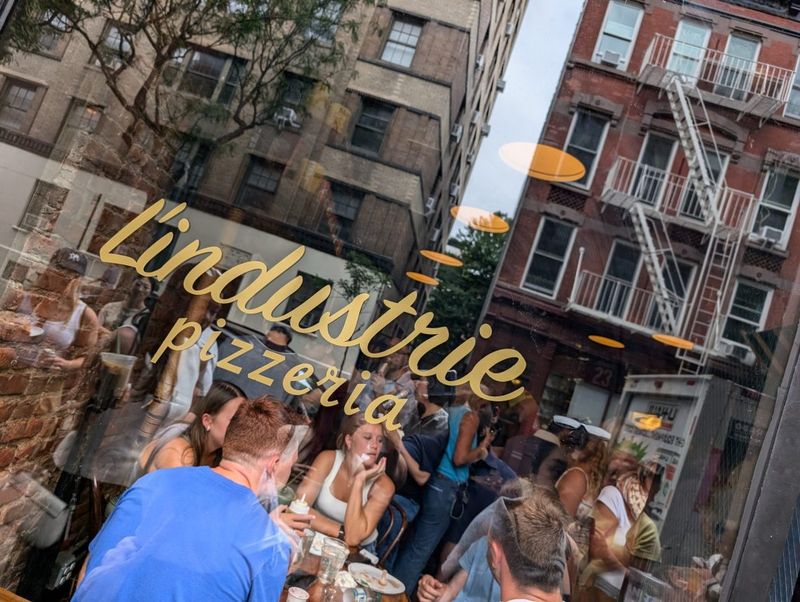 L'industrie Pizzeria (Brooklyn, NY)