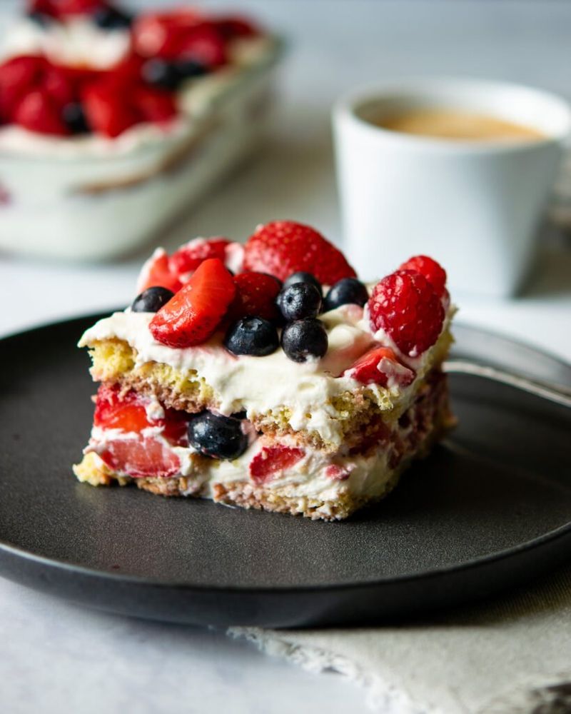 Tiramisu (Classic Or Berry)