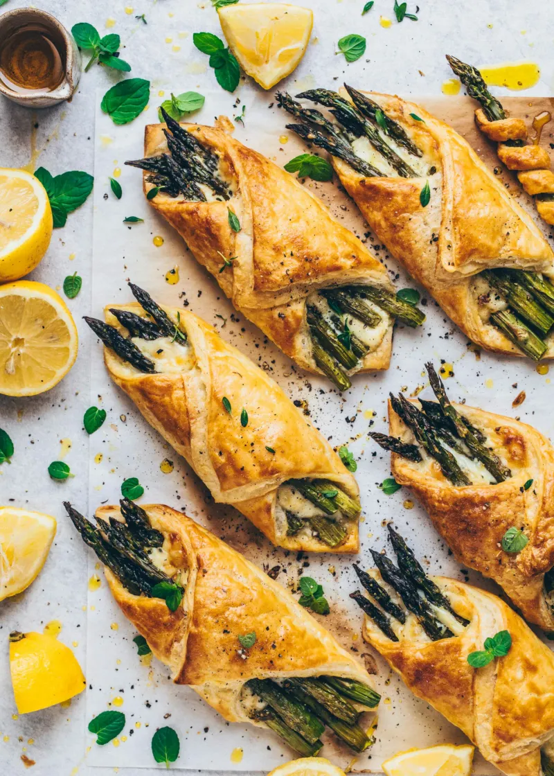 Asparagus Puff Pastry Bundles