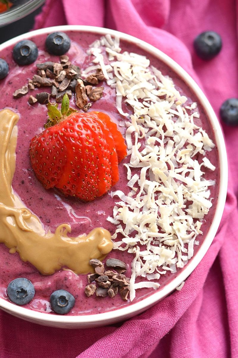 Breakfast Smoothie (That Does Not Taste Healthy)