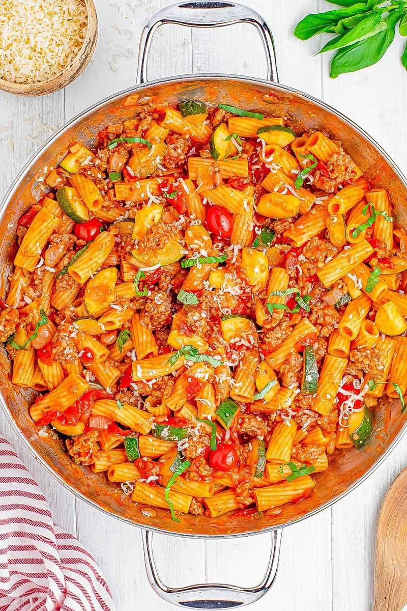 One-Pan Sausage and Pepper Rigatoni