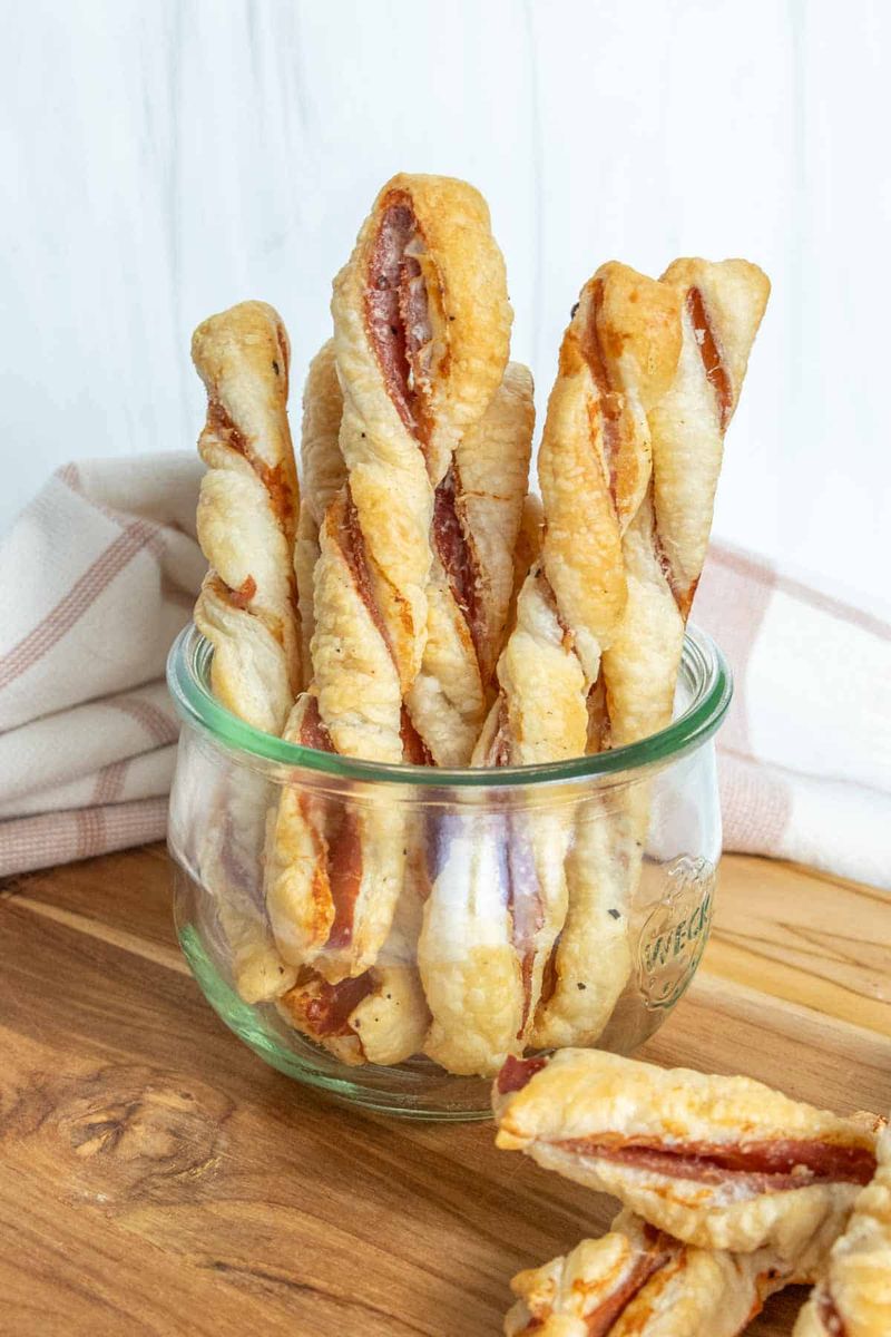 Prosciutto Cheese Twists