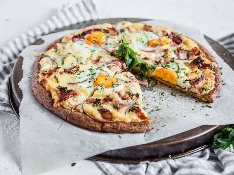 Keto Breakfast Pizza